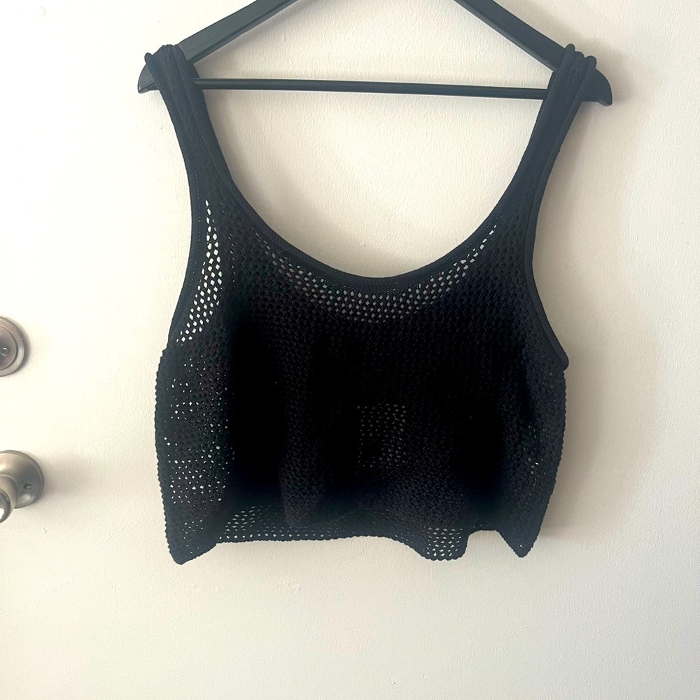 Forever 21 Black Knitted Crop Top
